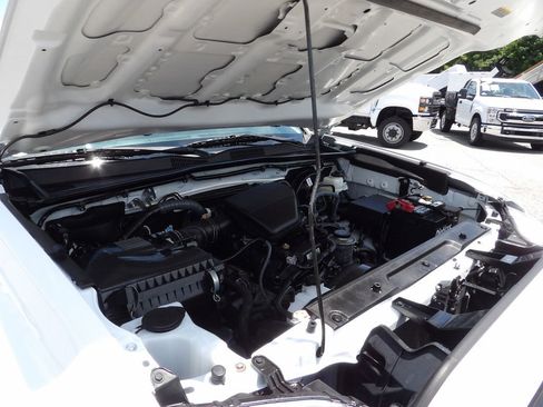 Used 2020 Toyota Tacoma SR image 39