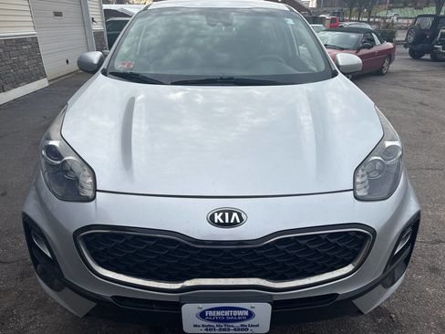 Used 2020 Kia Sportage LX image 9