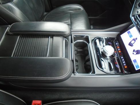 Used 2024 Jeep Grand Wagoneer L Series II w/ Quick Order Packagew 28T image 17