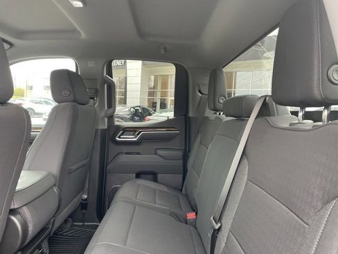 New 2026 GMC Sierra 1500 Elevation image 16