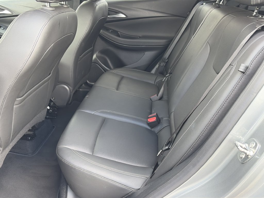 Used 2024 Buick Encore GX Sport Touring FWD image 20