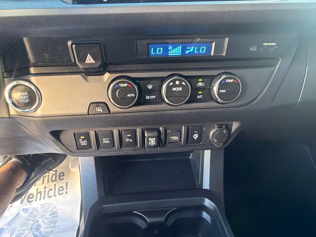 Used 2022 Toyota Tacoma TRD Sport w/ Technology Package RWD image 37