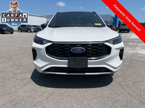 Used 2024 Ford Escape ST-Line w/ Tech Pack #1 AWD/4WD image 8