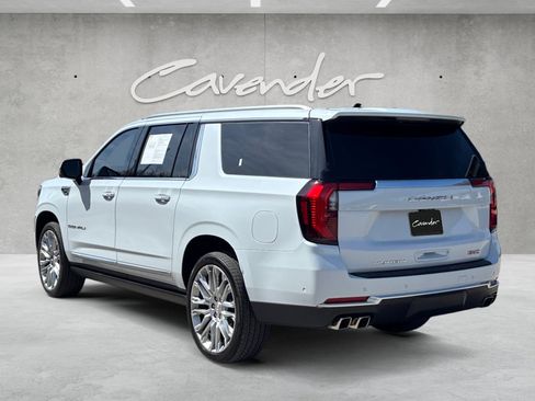 Used 2026 GMC Yukon XL Denali w/ Denali Reserve Package image 16