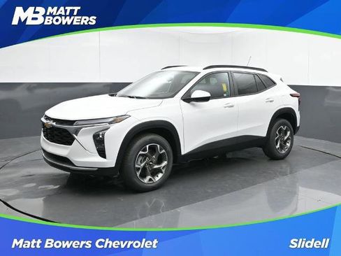 New 2026 Chevrolet Trax LT w/ Driver Confidence Package image 1