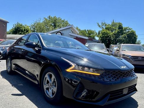 Used 2022 Kia K5 LX FWD image 8