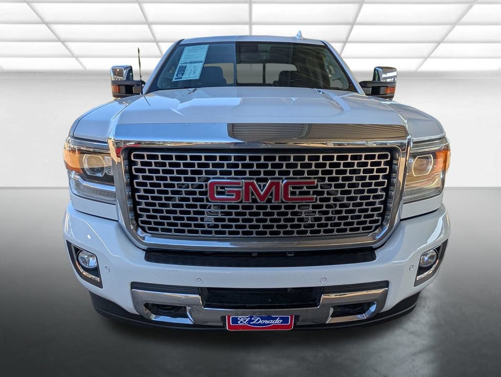 Used 2016 GMC Sierra 2500 Denali w/ Duramax Plus Package AWD/4WD image 28