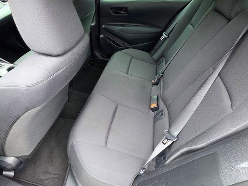 Certified 2025 Toyota Corolla LE FWD image 9