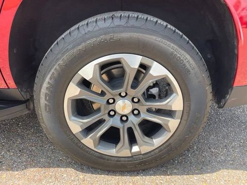 Used 2025 Chevrolet Tahoe LS RWD image 10