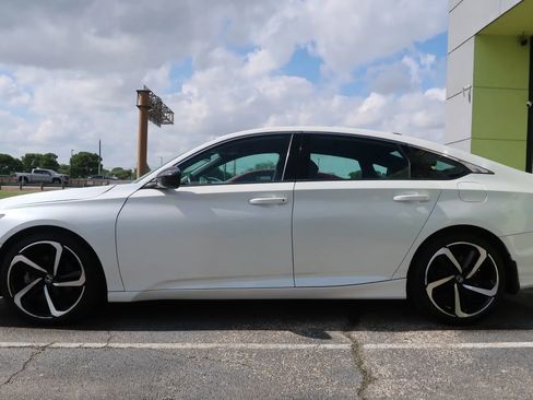 Used 2021 Honda Accord Sport image 7
