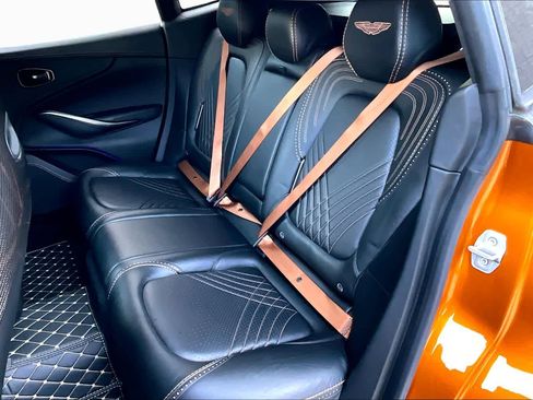 Used 2021 Aston Martin DBX AWD/4WD image 20