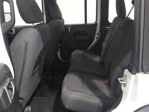 Used 2024 Jeep Wrangler Unlimited Sport AWD/4WD image 13