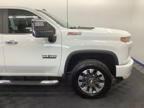 Used 2021 Chevrolet Silverado 2500 LT w/ Z71 Chrome Sport Edition AWD/4WD image 23