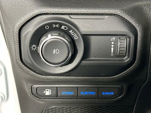 Used 2023 Jeep Wrangler Unlimited Sahara w/ Cold Weather Group image 25