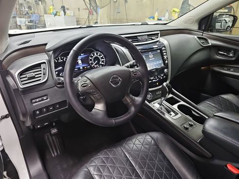 Used 2021 Nissan Murano Platinum w/ Cargo Package image 16