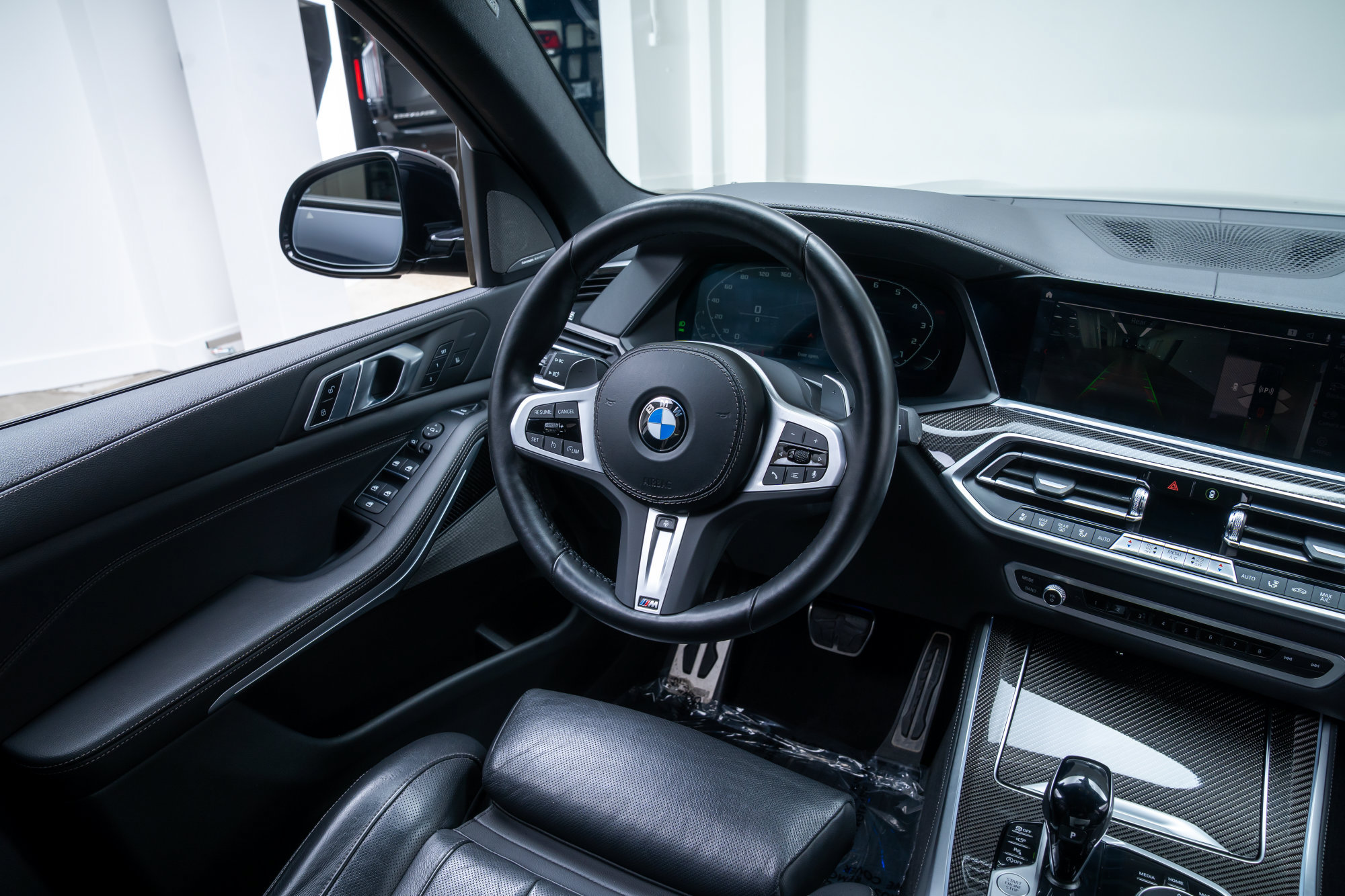 Used 2022 BMW X5 M50i AWD/4WD image 10
