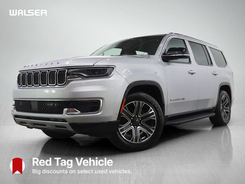 Used 2024 Jeep Wagoneer Series II w/ Flexible Seating Group AWD/4WD image 1