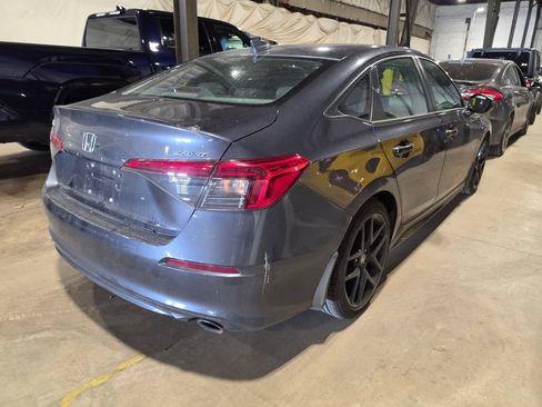Used 2024 Honda Civic Sport image 2