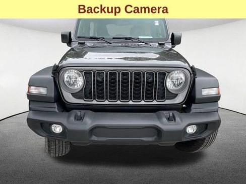 Used 2025 Jeep Wrangler Unlimited Sport AWD/4WD image 4