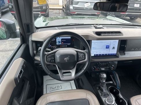 Used 2024 Ford Bronco Wildtrak image 27