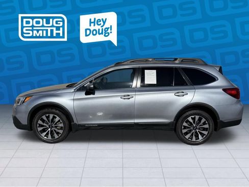 Used 2016 Subaru Outback 3.6R Limited AWD/4WD image 2