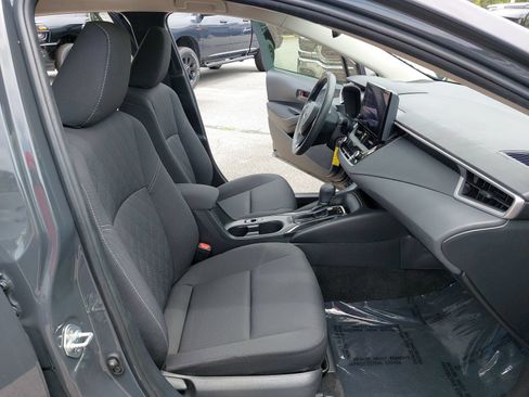 Used 2024 Toyota Corolla LE FWD image 10