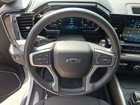 Used 2026 Chevrolet Silverado 1500 LT Trail Boss w/ Convenience Package II AWD/4WD image 20