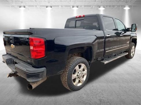Used 2019 Chevrolet Silverado 2500 LTZ w/ Duramax Plus Package image 6