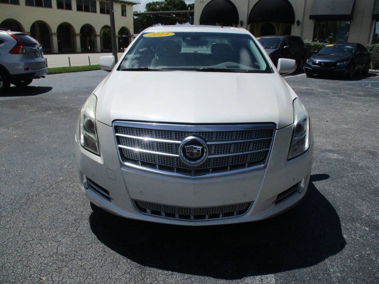 Used 2013 Cadillac XTS Platinum FWD image 6