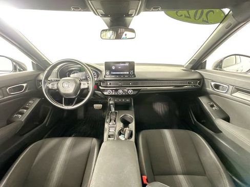 Used 2025 Honda Civic Sport image 10