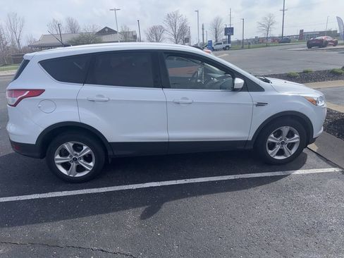 Used 2014 Ford Escape SE image 6