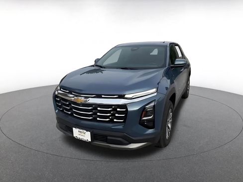 Used 2025 Chevrolet Equinox LT image 7