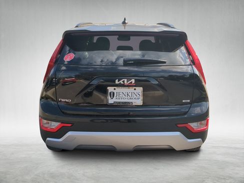 New 2025 Kia Niro EX image 4