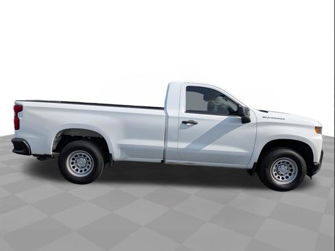 Used 2021 Chevrolet Silverado 1500 W/T w/ WT Value Package AWD/4WD image 3