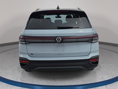 New 2026 Volkswagen Taos SE FWD image 6