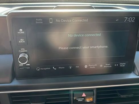 Used 2025 Honda Pilot Elite image 11
