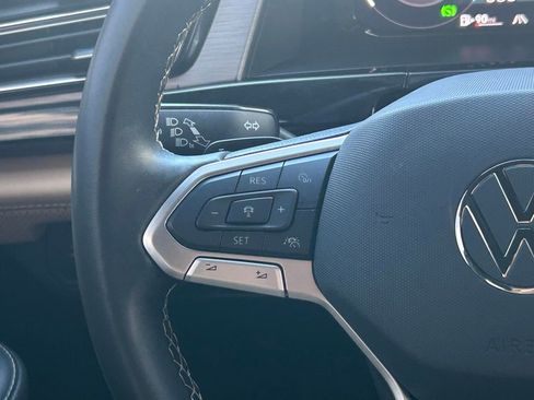 Used 2024 Volkswagen Atlas Cross Sport SE image 23