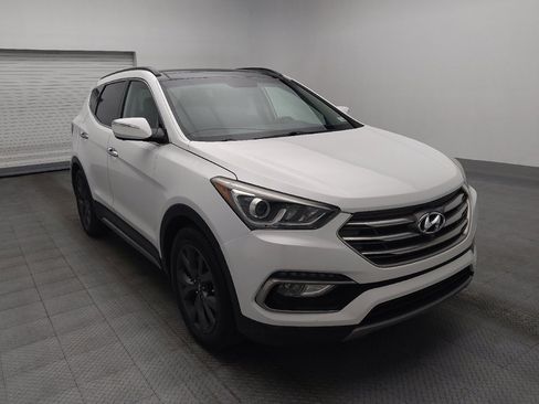 Used 2017 Hyundai Santa Fe Sport image 13