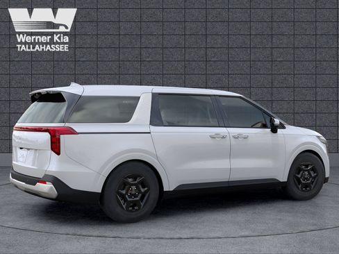 New 2026 Kia Carnival image 6