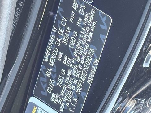Used 2025 Kia K4 FWD image 30