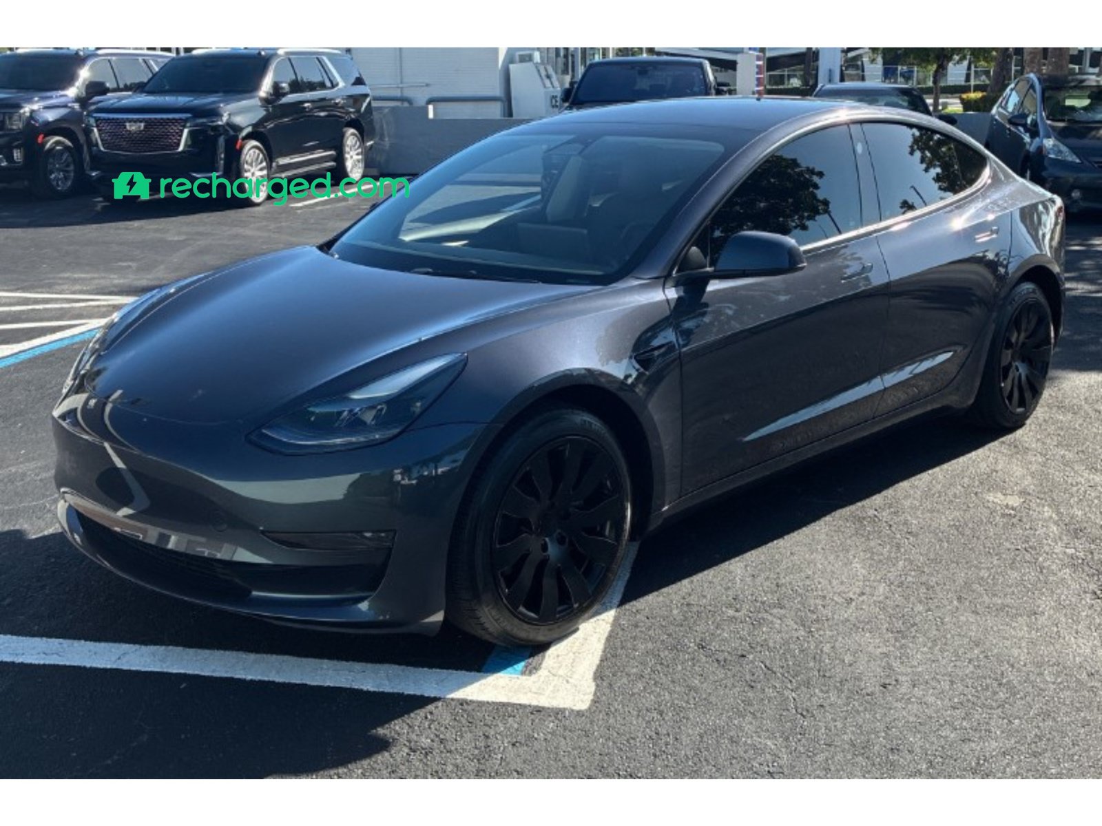 Used 2023 Tesla Model 3 Standard Range RWD image 1