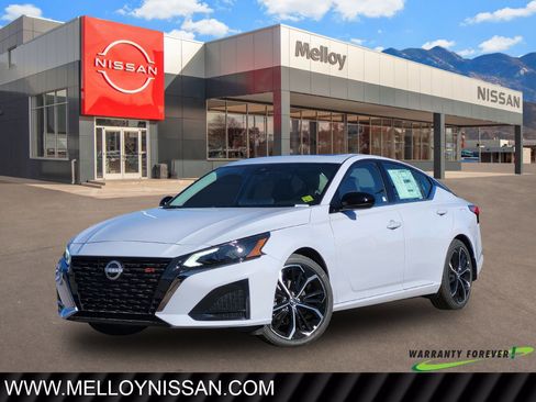 New 2025 Nissan Altima 2.5 SR w/ SR Premium Package image 1