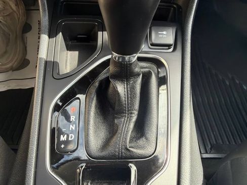 Used 2021 Jeep Cherokee Latitude Plus FWD image 28
