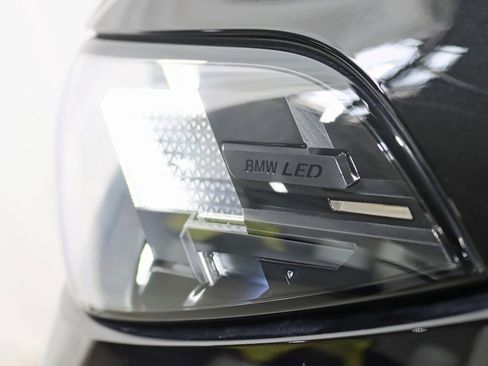 Used 2024 BMW X6 M60i image 9