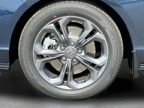 New 2025 Honda Accord EX-L image 30