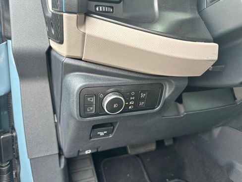 Used 2023 Ford Bronco Wildtrak AWD/4WD image 17