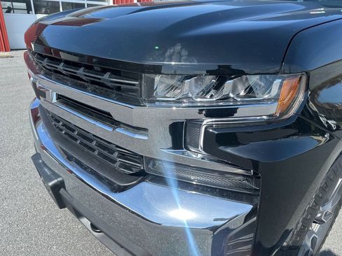 Used 2021 Chevrolet Silverado 1500 LT w/ Z71 Off-Road Package image 15