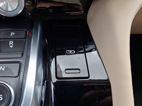 Used 2023 Acura MDX SH-AWD w/ Technology Package image 28