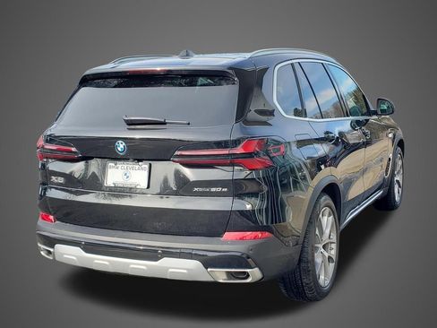 New 2026 BMW X5 xDrive50e image 7