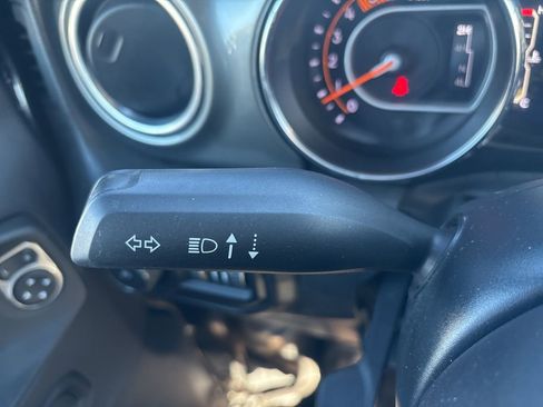 Used 2022 Jeep Wrangler Unlimited Sahara w/ LED Lighting Group image 21